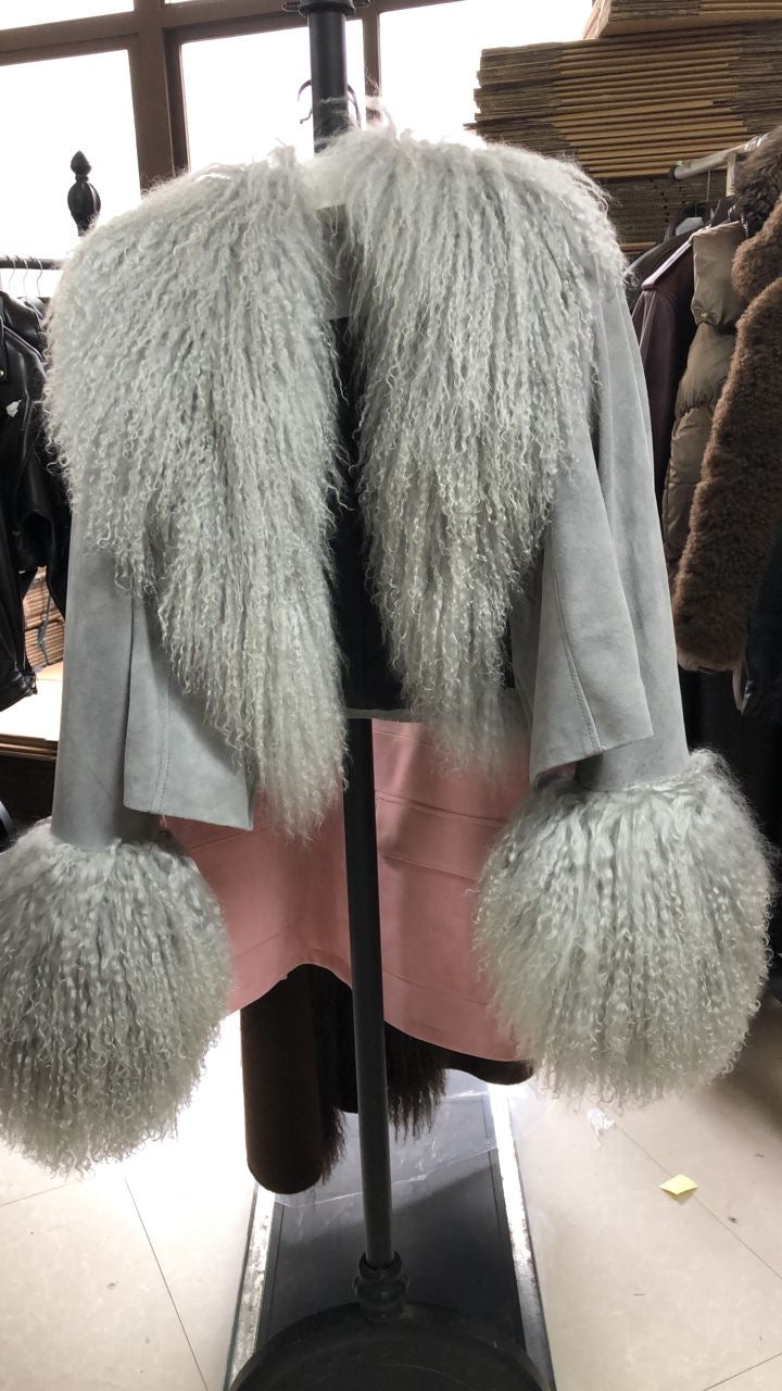 “UPPER EAST SIDE” (pre order)