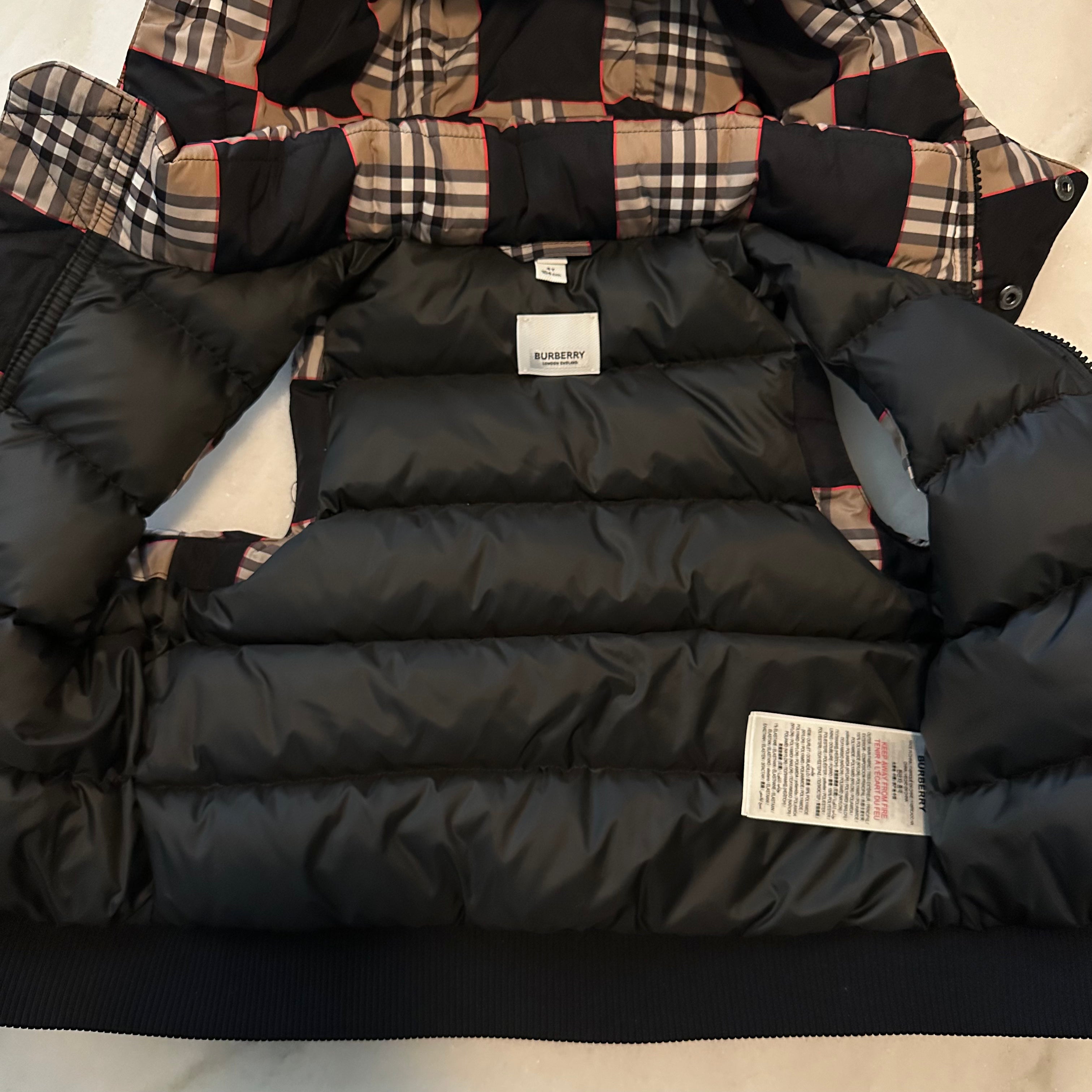 BURBERRY vest - 4years